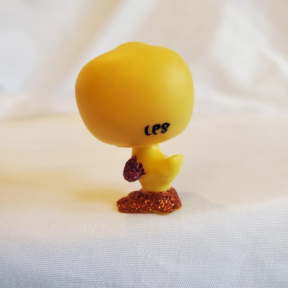 Littlest‎ Pet Shop, LPS Yellow Duck with Blue Eyes #2356